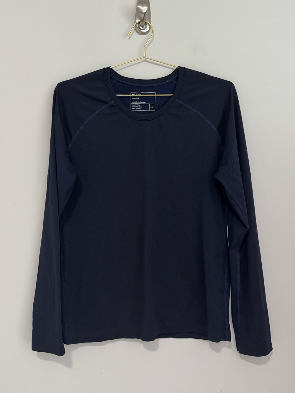 Figs Long Sleeve Seamless Tee - Navy